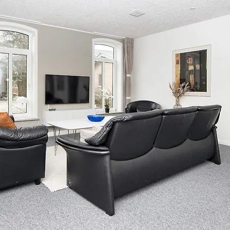 Three-bedroom In Bredebro Ballum