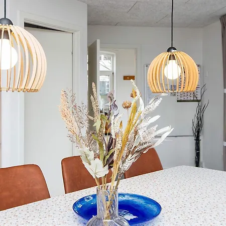 Szálloda Three-bedroom In Bredebro 3*